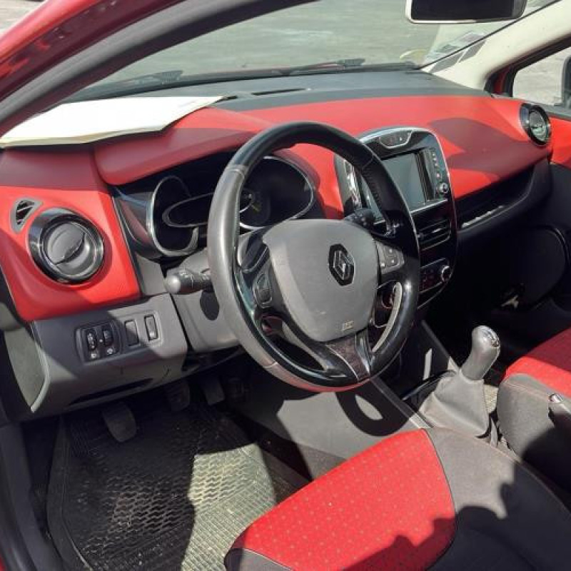 Calculateur RENAULT CLIO 4 Photo n°11