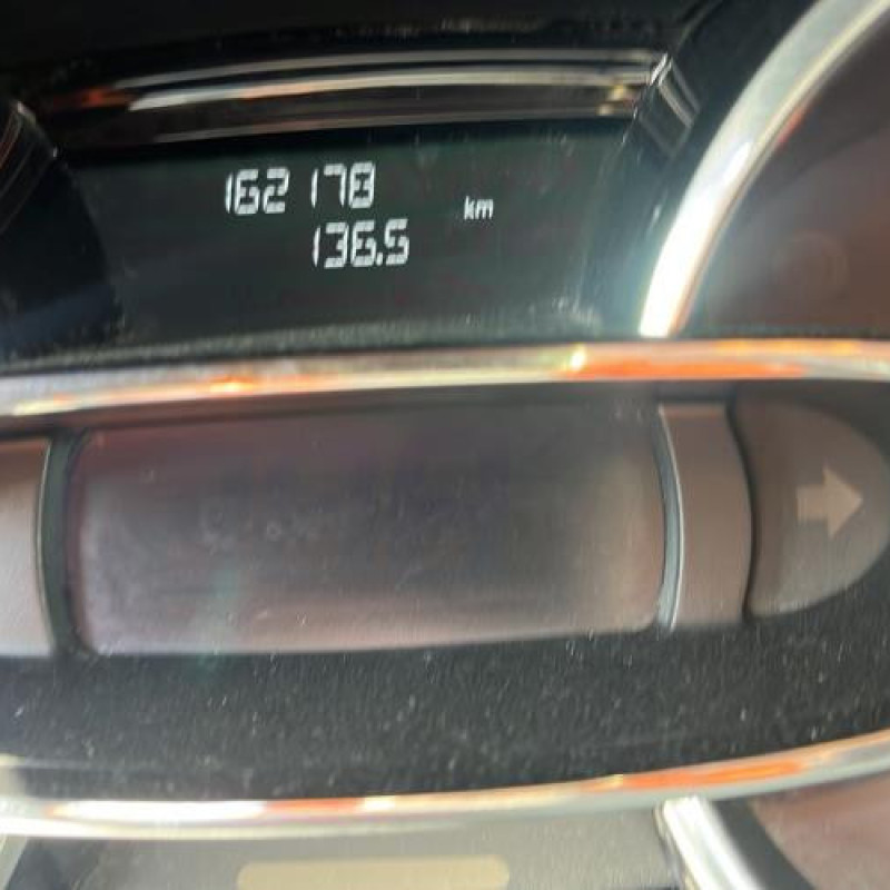 Calculateur RENAULT CLIO 4 Photo n°16