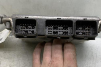 Calculateur moteur PEUGEOT 206