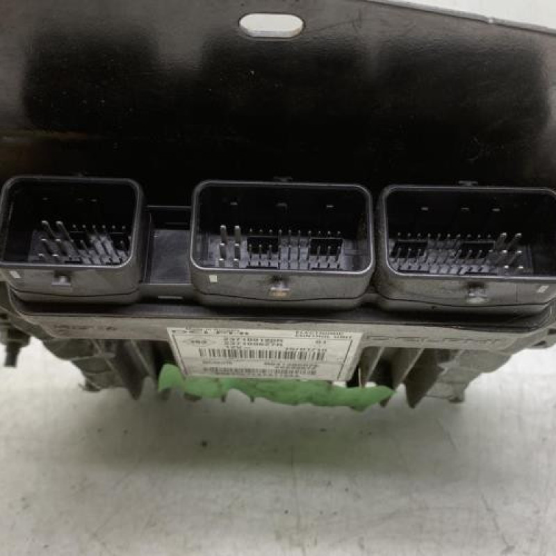 Calculateur RENAULT SCENIC 3 Photo n°3