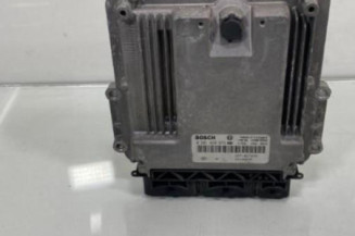 Calculateur RENAULT CLIO 4 Photo n°1
