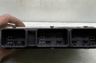 Calculateur moteur DACIA SANDERO 1