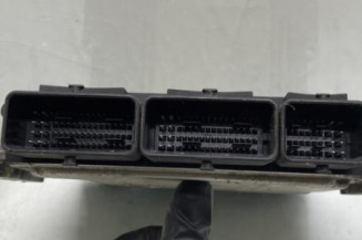 Calculateur moteur RENAULT MASTER 3