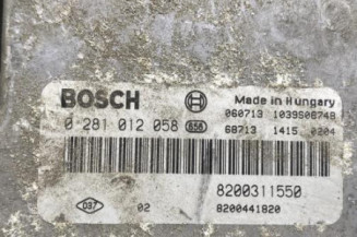Calculateur moteur RENAULT ESPACE 4