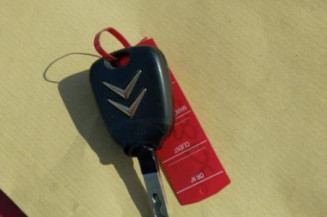 Calculateur moteur CITROEN C1 1