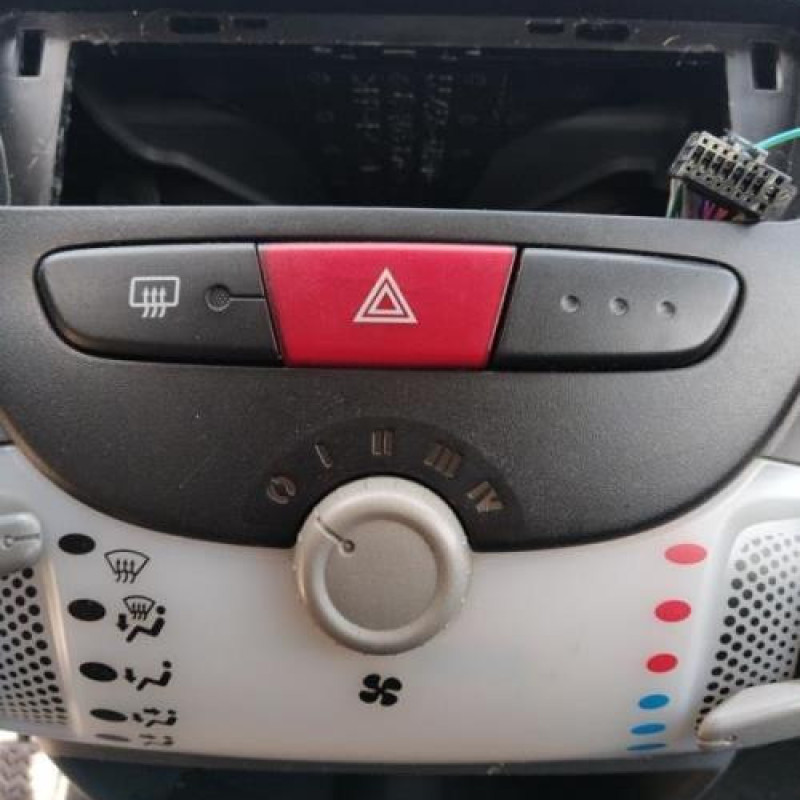 Calculateur CITROEN C1 1 Photo n°13