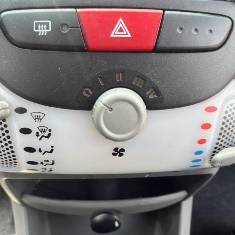 Calculateur CITROEN C1 1 Photo n°16