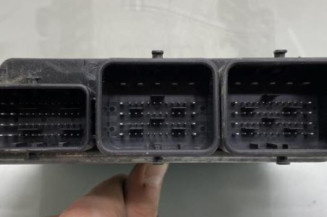 Calculateur moteur FORD FOCUS 3