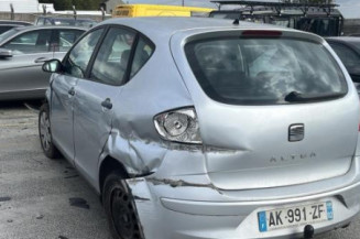 Calculateur moteur SEAT ALTEA