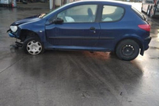 Calculateur moteur PEUGEOT 206