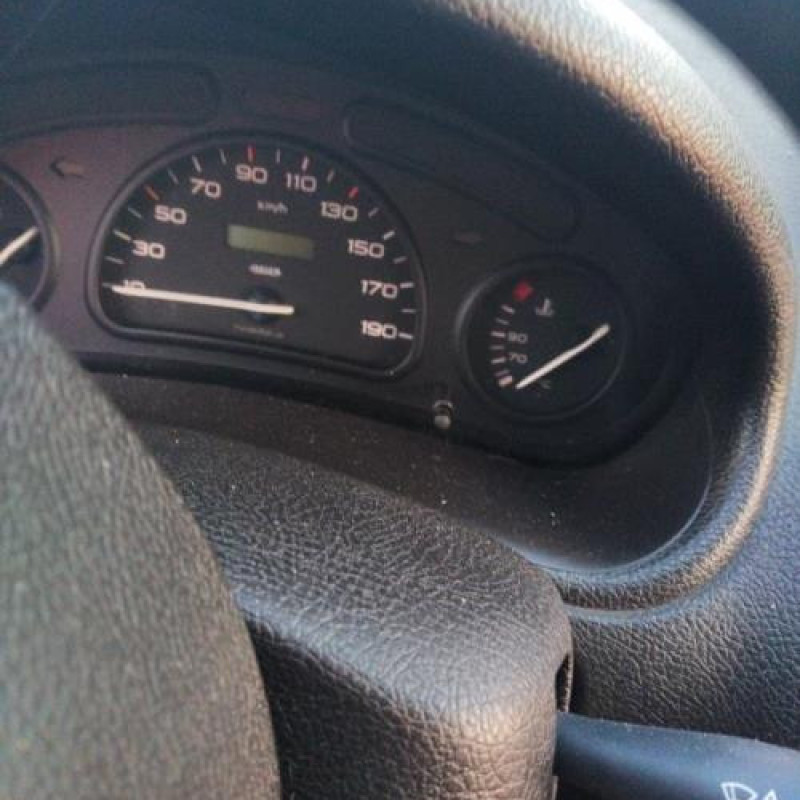 Calculateur PEUGEOT 206 Photo n°13