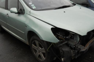 Calculateur moteur PEUGEOT 307