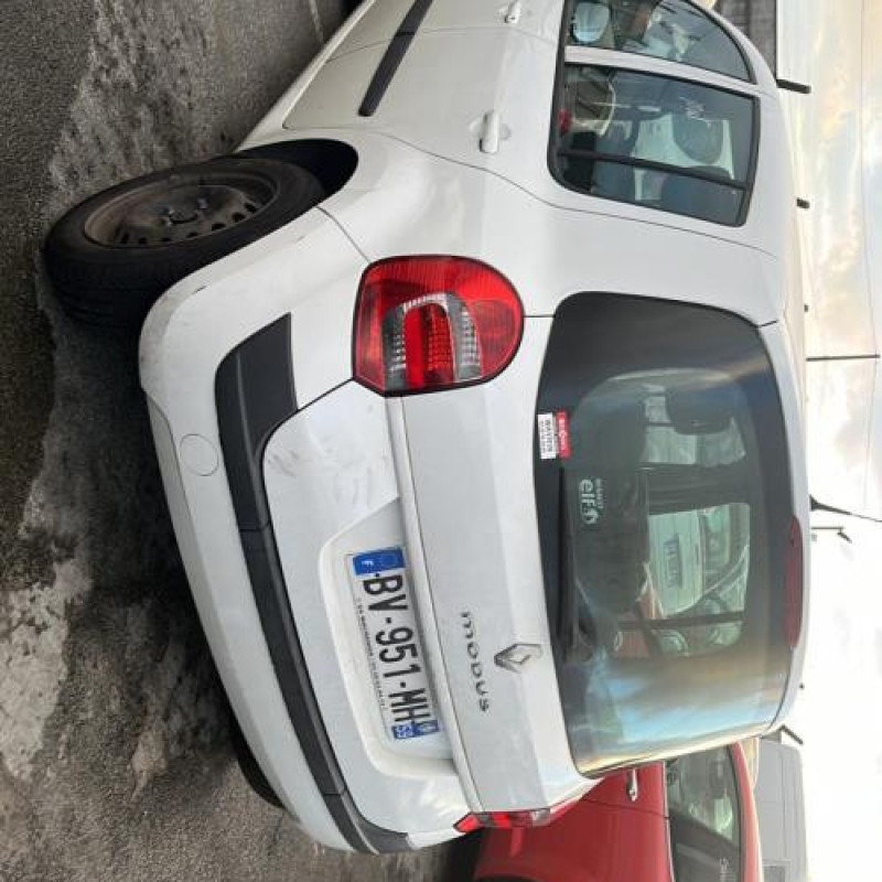 Calculateur RENAULT MODUS Photo n°8
