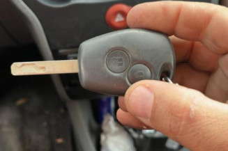 Calculateur moteur RENAULT MODUS
