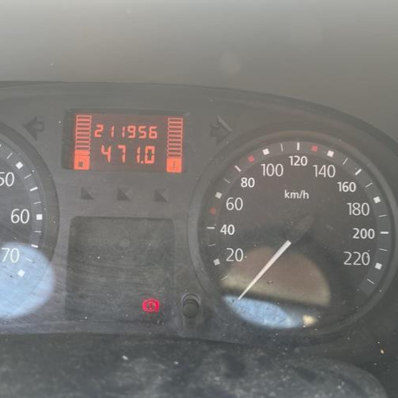 Calculateur RENAULT CLIO 2 CAMPUS Photo n°12