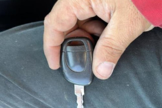 Calculateur moteur RENAULT CLIO 2 CAMPUS
