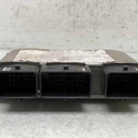 Calculateur moteur PEUGEOT 307