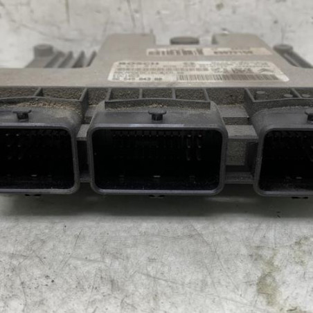 Calculateur moteur PEUGEOT 307