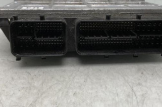 Calculateur moteur TOYOTA PRIUS 3