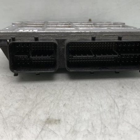 Calculateur moteur TOYOTA PRIUS 3