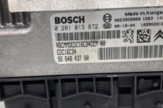 Calculateur moteur PEUGEOT 308 1