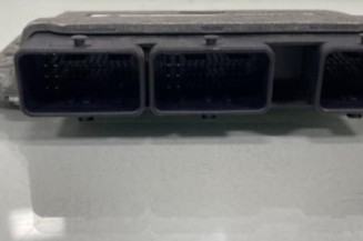 Calculateur moteur RENAULT MEGANE 3