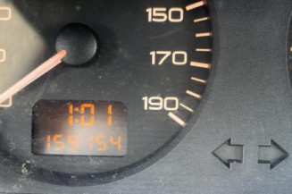 Calculateur moteur PEUGEOT 106