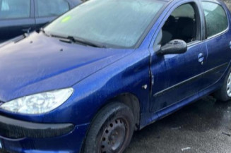 Calculateur moteur PEUGEOT 206