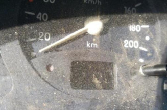 Calculateur moteur RENAULT CLIO 2