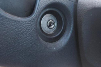Calculateur moteur RENAULT CLIO 2