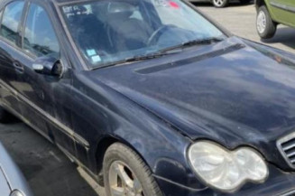 Aile avant droit MERCEDES CLASSE C 203