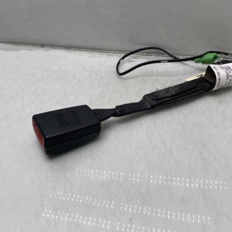 Attache ceinture avant gauche SKODA FABIA 2 Photo n°3