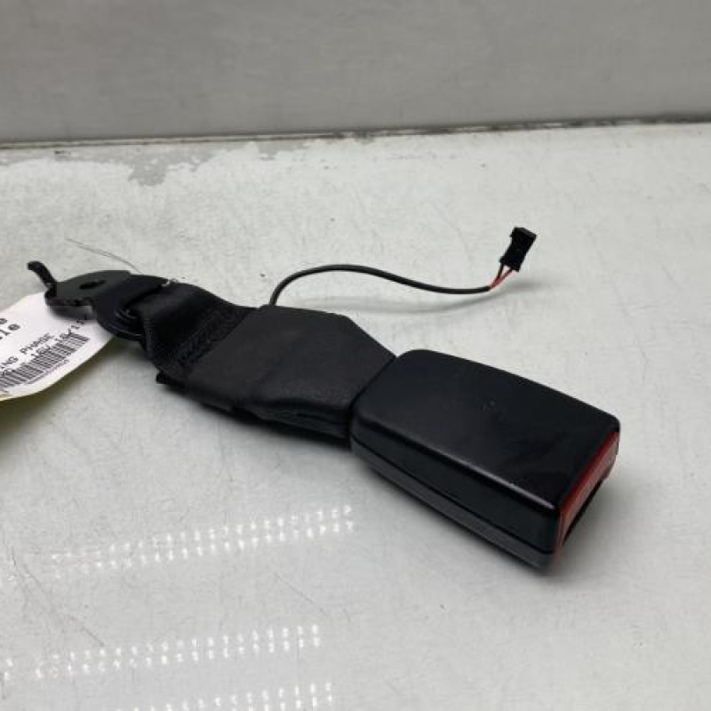 Attache ceinture arriere centrale BMW SERIE 5 F11 Photo n°3