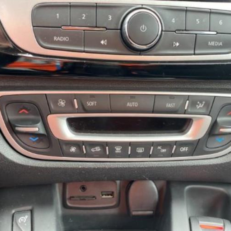 Ceinture arriere gauche RENAULT GRAND SCENIC 3 Photo n°12
