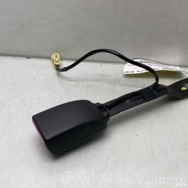 Attache ceinture avant gauche SUZUKI SWIFT 3 Photo n°1