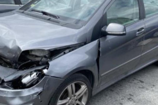 Feu arriere principal droit (feux) MERCEDES CLASSE B 245