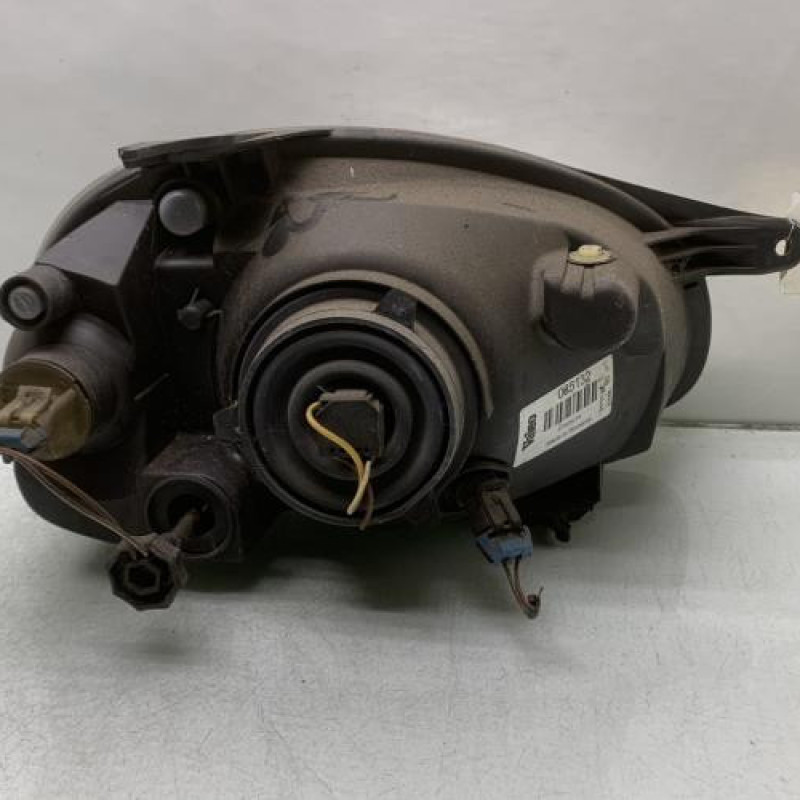Optique avant principal gauche (feux)(phare) OPEL CORSA B Photo n°4