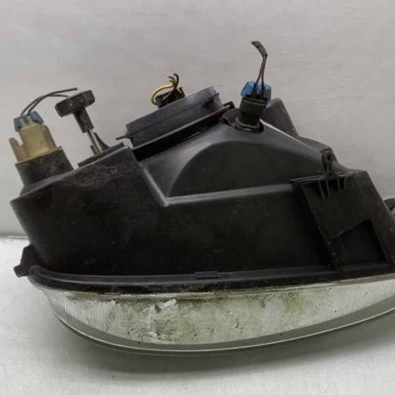 Optique avant principal gauche (feux)(phare) OPEL CORSA B Photo n°5