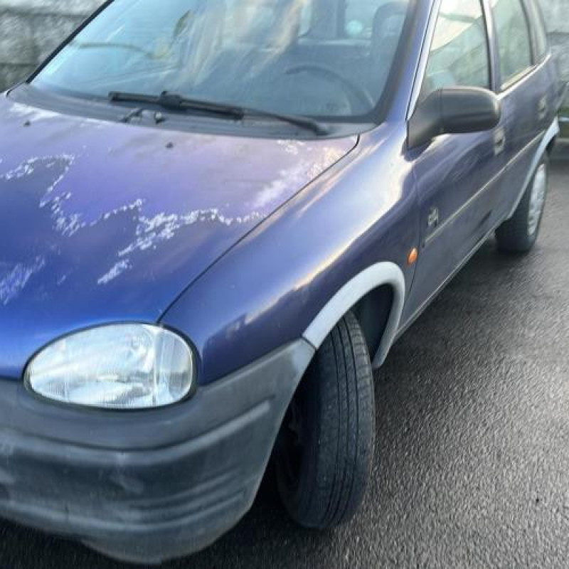 Optique avant principal gauche (feux)(phare) OPEL CORSA B Photo n°7