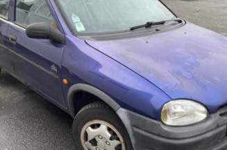 Optique avant principal gauche (feux)(phare) OPEL CORSA B
