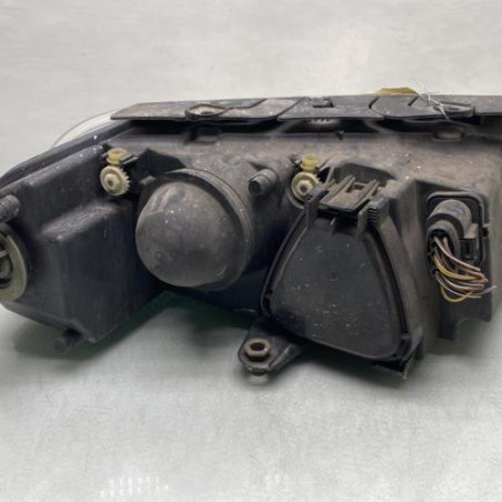 Optique avant principal gauche (feux)(phare) VOLKSWAGEN PASSAT 4