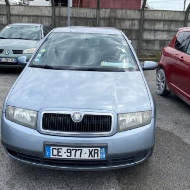Serrure avant droit SKODA FABIA 1 Photo n°10