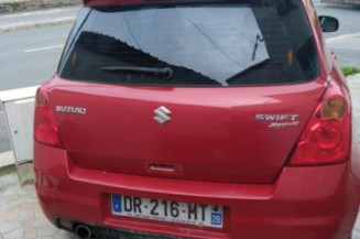 Poignee interieur avant gauche SUZUKI SWIFT 3