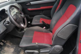 Poignee interieur avant gauche SUZUKI SWIFT 3