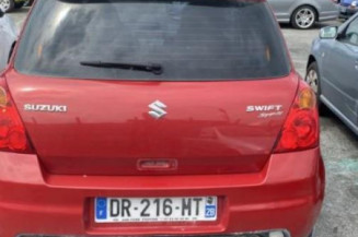 Poignee interieur avant gauche SUZUKI SWIFT 3