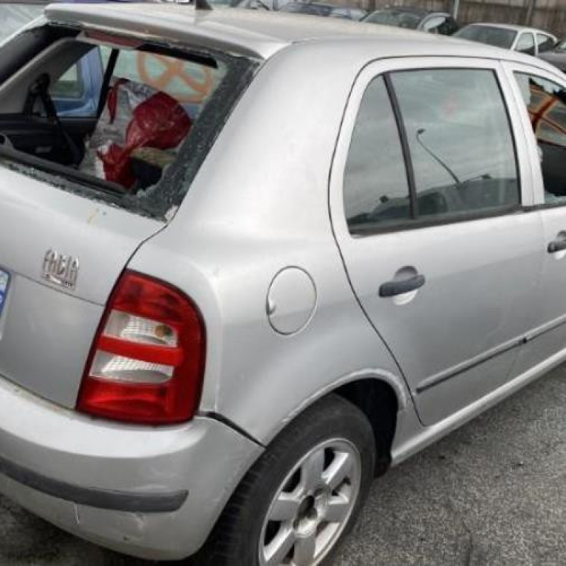 Serrure avant droit SKODA FABIA 1 Photo n°9