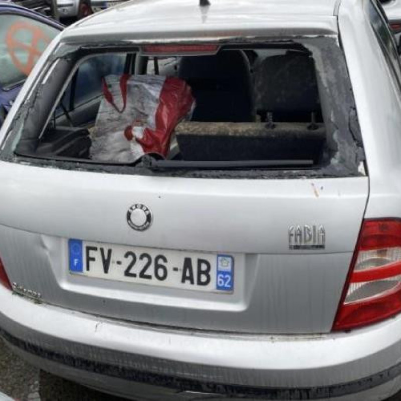 Serrure avant droit SKODA FABIA 1 Photo n°15