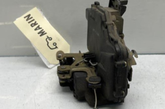Serrure arriere gauche SKODA OCTAVIA 1