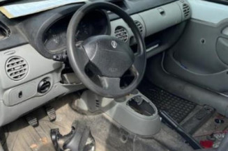 Serrure avant droit RENAULT KANGOO 1