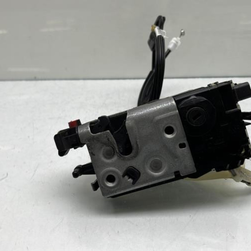 Serrure arriere gauche CITROEN C4 2 Photo n°8